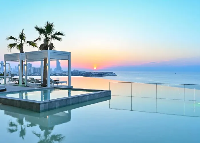 Onyx Rotana